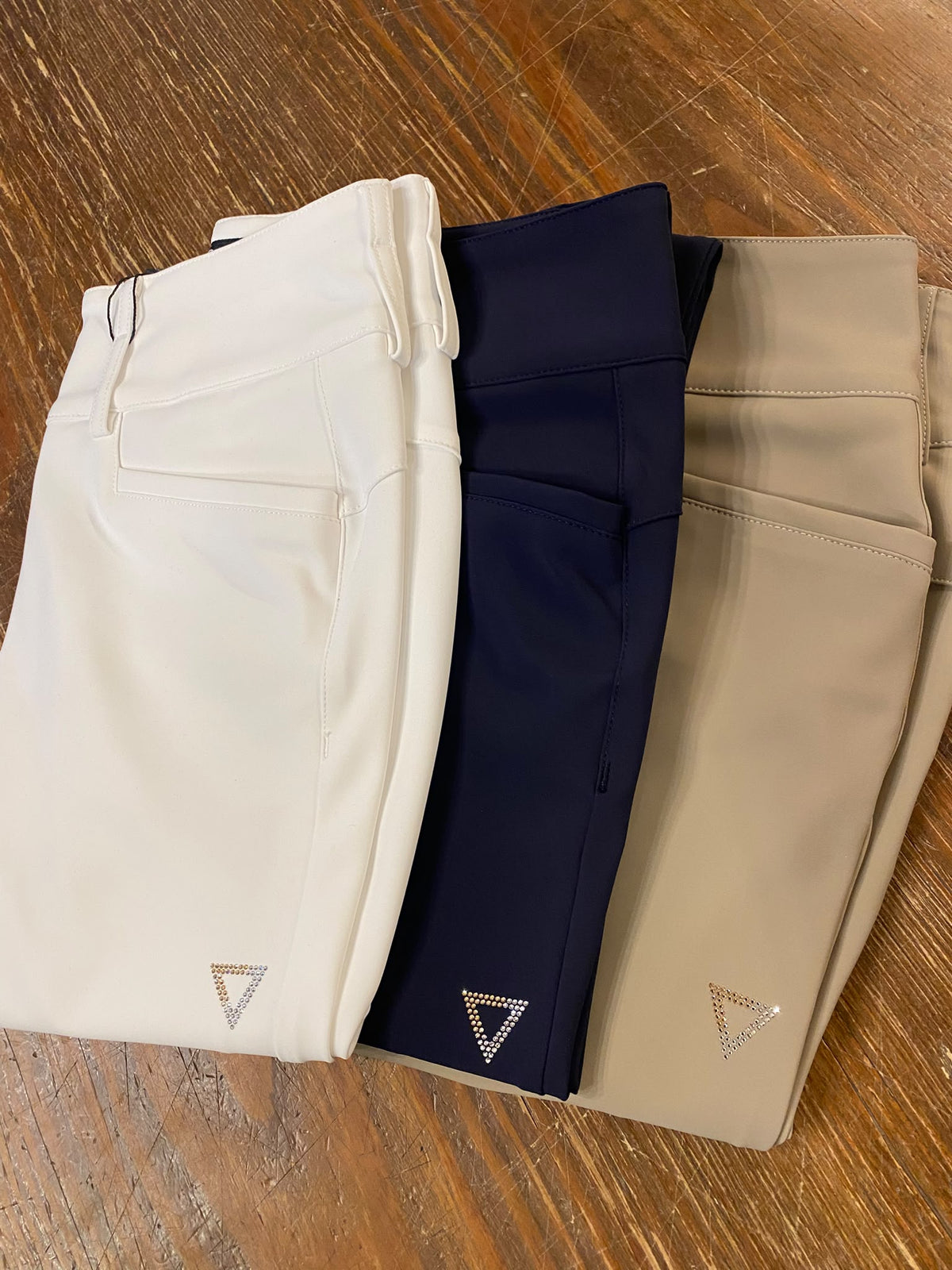 Pantaloni donna modello Asia Abracadabra