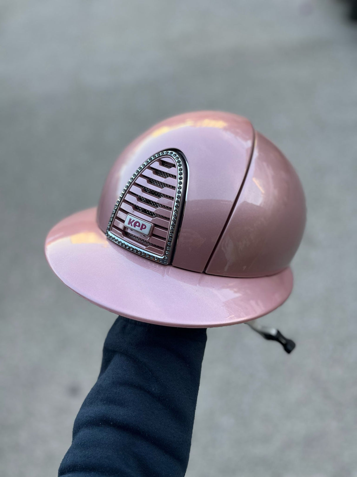 Cromo 2.0 diamond rosa e cornice con brillanti visiera polo Kep Italia