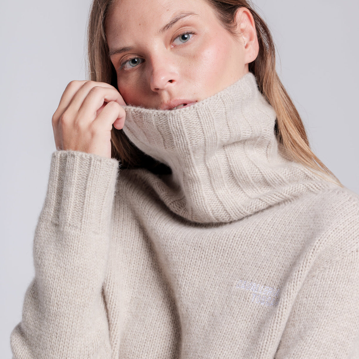 MAGLIA COLLO ALTO IN PURA LANA DA DONNA Cavalleria Toscana