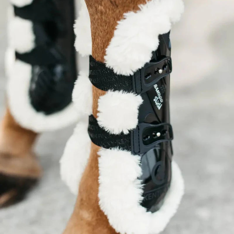 Stinchiere Vegan Sheepskin bottoncini con pelliccia Kentucky nero