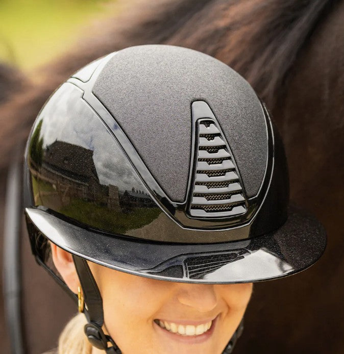 Casco Glendale visiera polo QHP