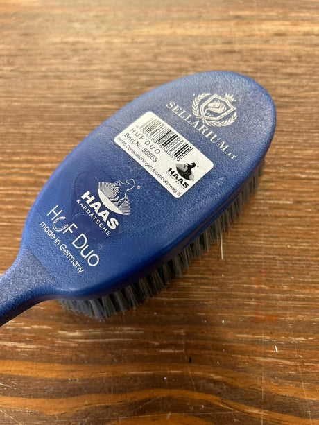 Spazzola per zoccoli con nettapiedi Haas