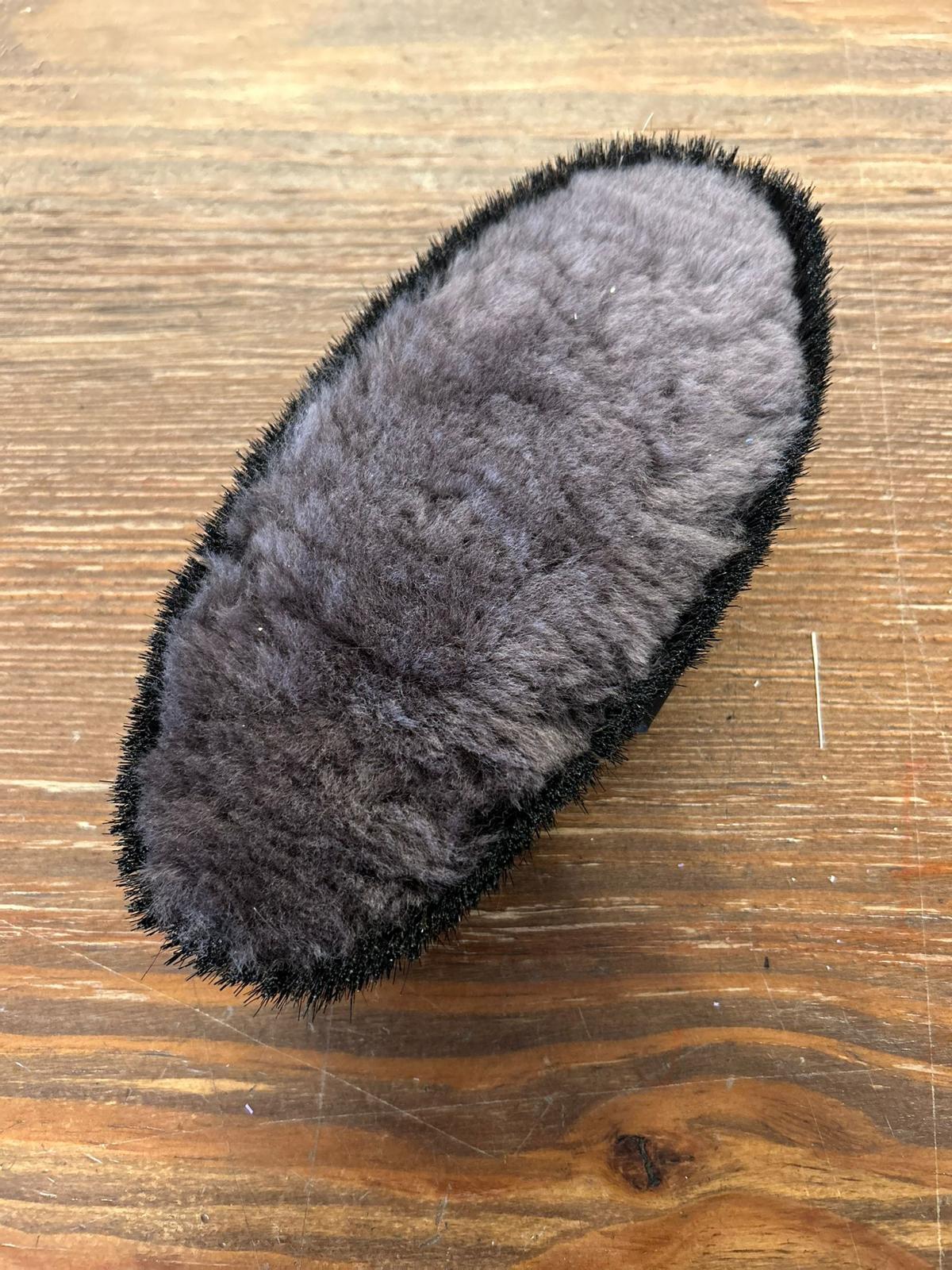 Brusca lucidante Haas modello Diva Exclusive con lana Mattes