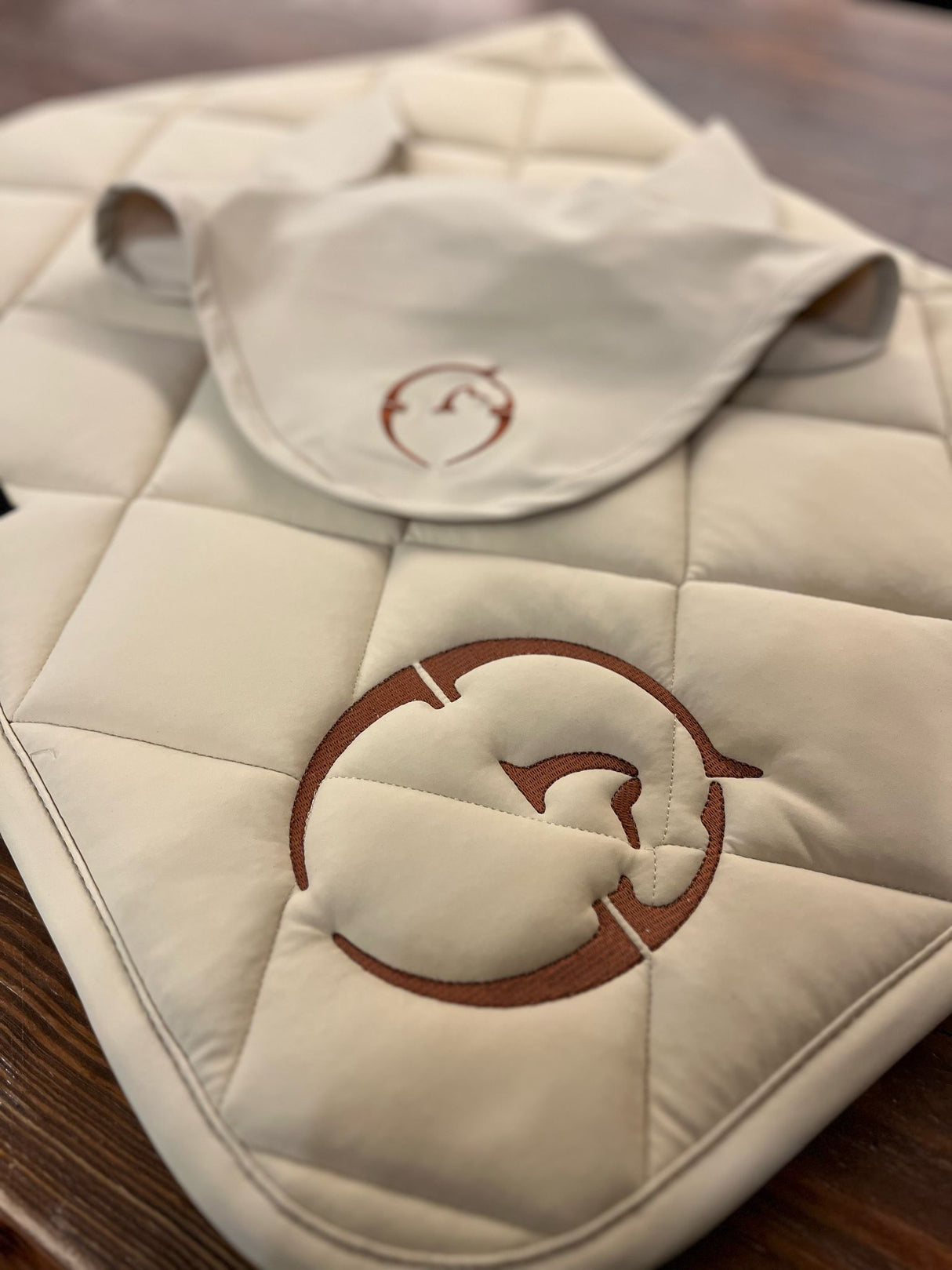 Sottosella jumping Toyama e cuffia Alassio Vestrum beige