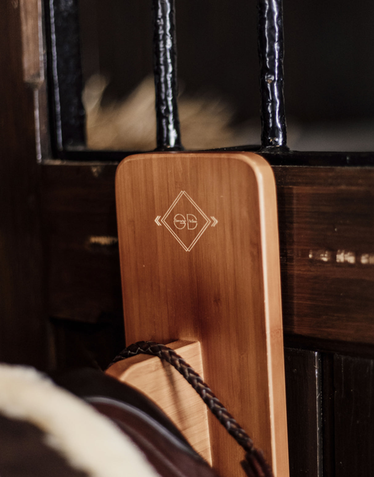 Porta selle in legno Kentucky