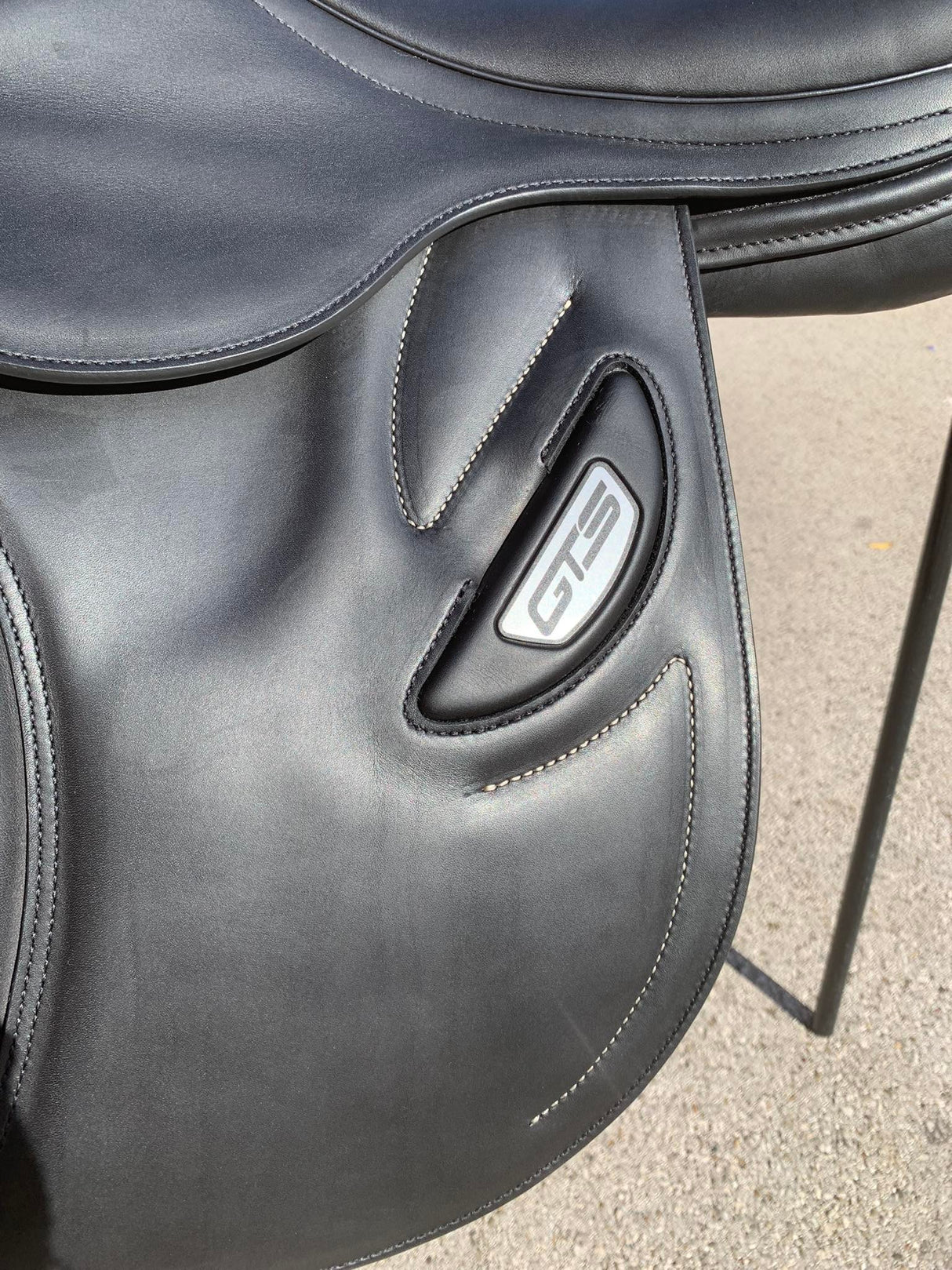 Sella Erreplus modello GTS nero