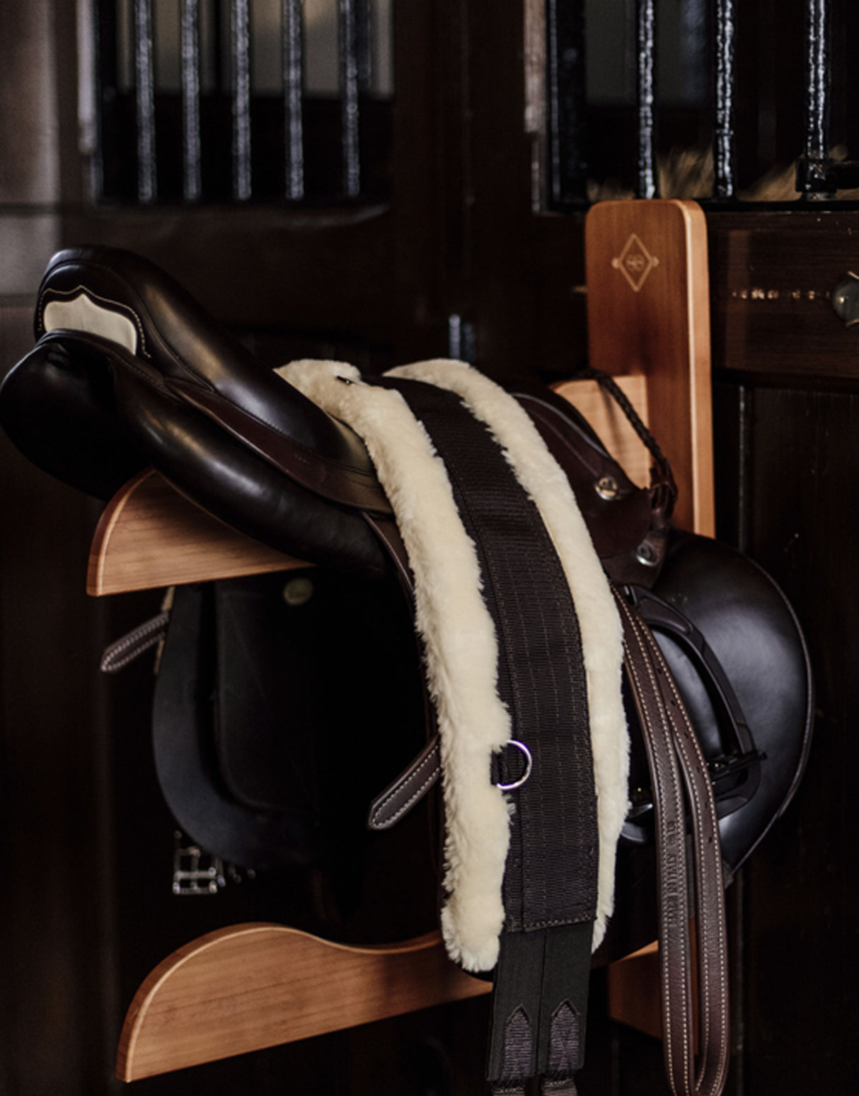 Porta selle in legno Kentucky