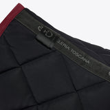Set sottosella e cuffia Jumping Cavalleria Toscana con trapuntatura a rombi blu con logo e bordo bordeaux